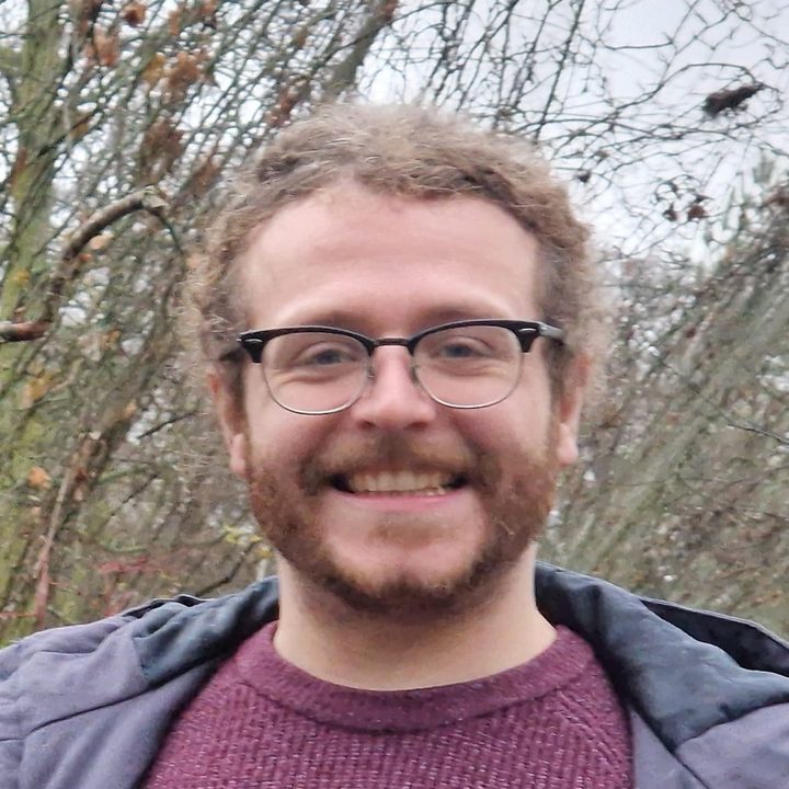 Joe, who runs HandySussex